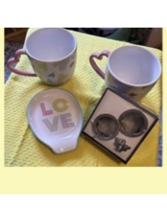 Other - heart-printed pink cups and spoon rest, along with the cute bumble bee tea ball